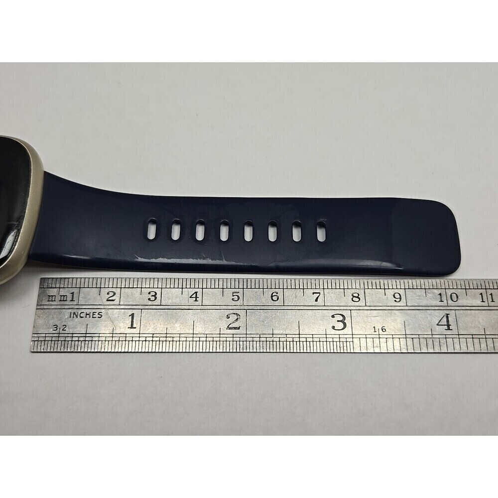Fitbit Versa 3 FB511 Smartwatch GPS Heart Rate SpO2 Activity Tracker - Read Dis - Picture 9 of 14